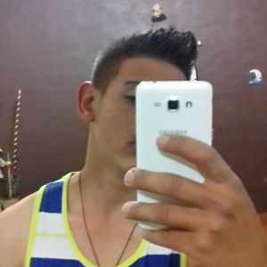 Meet your Posher, Esteban